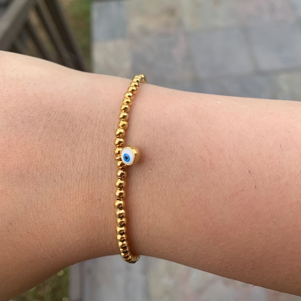 Brand new hand made bead bracelet
